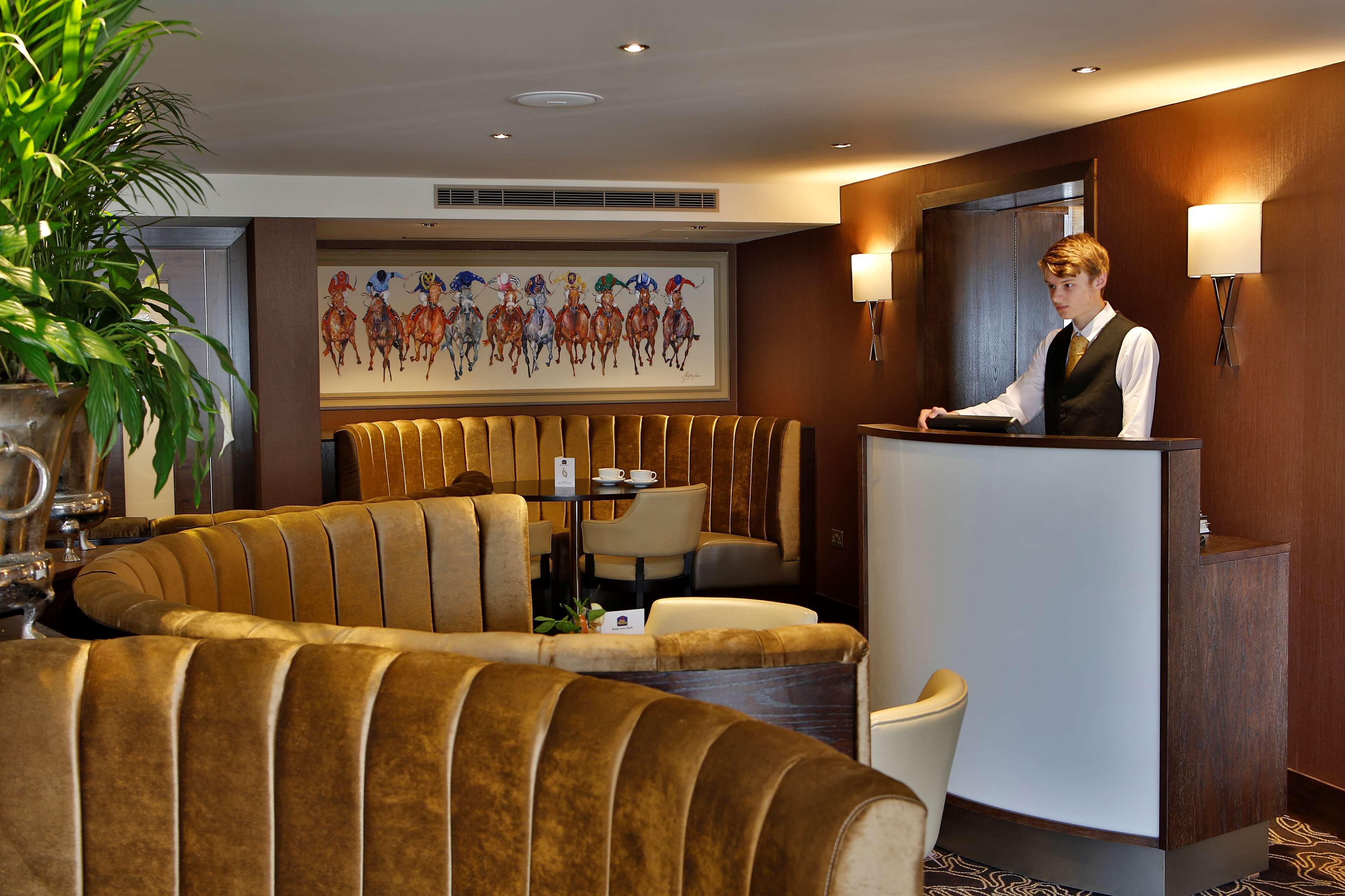 Best Western Heath Court Hotel نيوماركت المظهر الخارجي الصورة