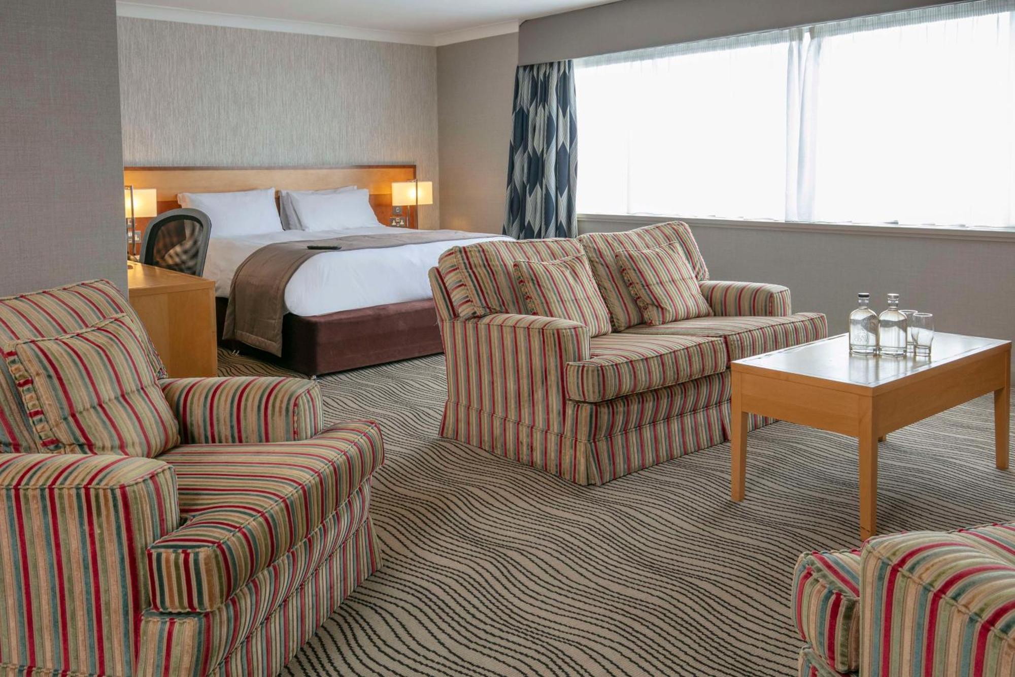 Best Western Heath Court Hotel نيوماركت المظهر الخارجي الصورة